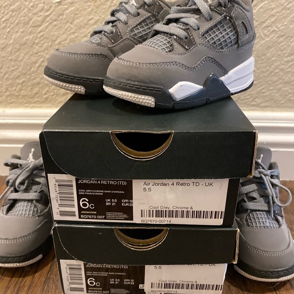 used AIR JORDAN 4 RETO size 6c cool grey IV - Picture 8 of 8